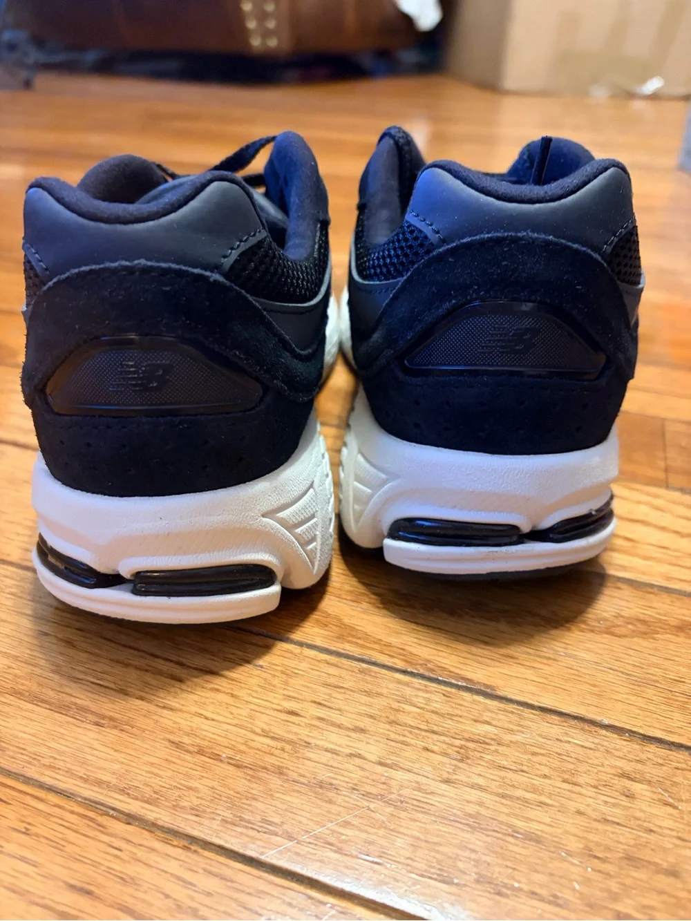 New Balance 2002 Kids Black and Gray Mesh Sneakers